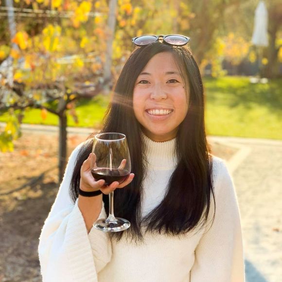 Meet your Posher, Helen - Picture 1 of 1